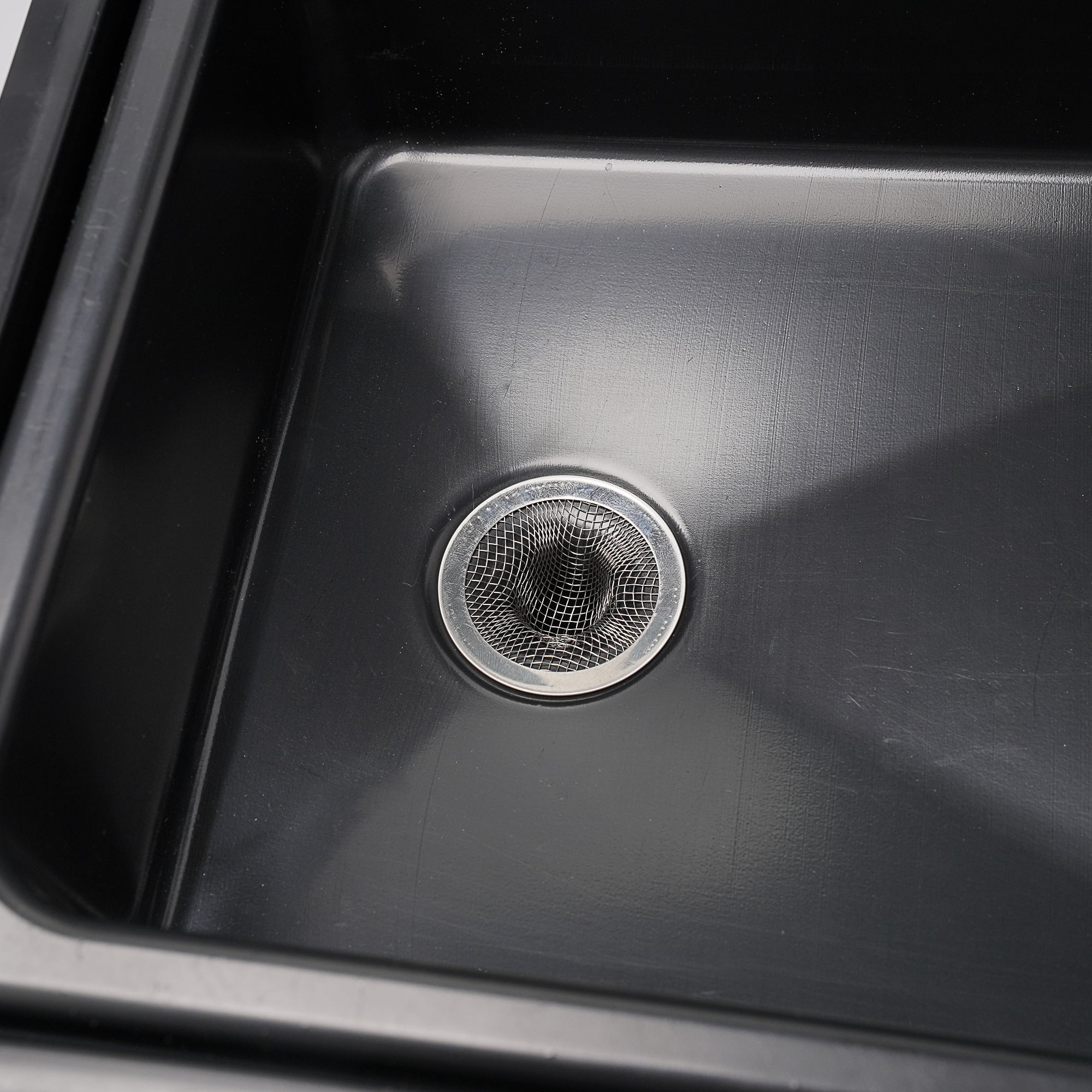 Mobiles Waschbecken mit Campingdusche