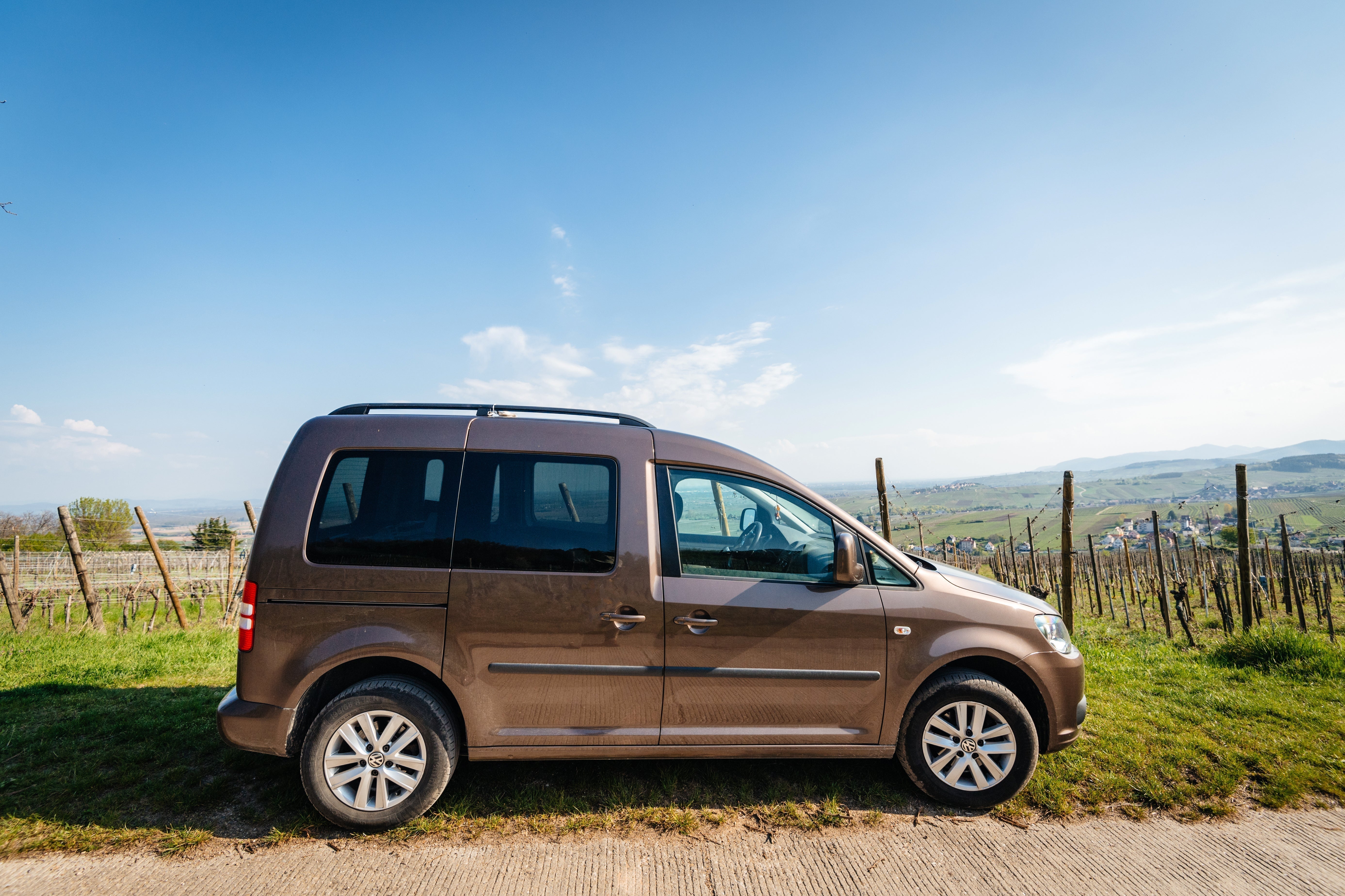 Camping im VW Caddy – Mit dem Hochdachkombi ins Abenteue